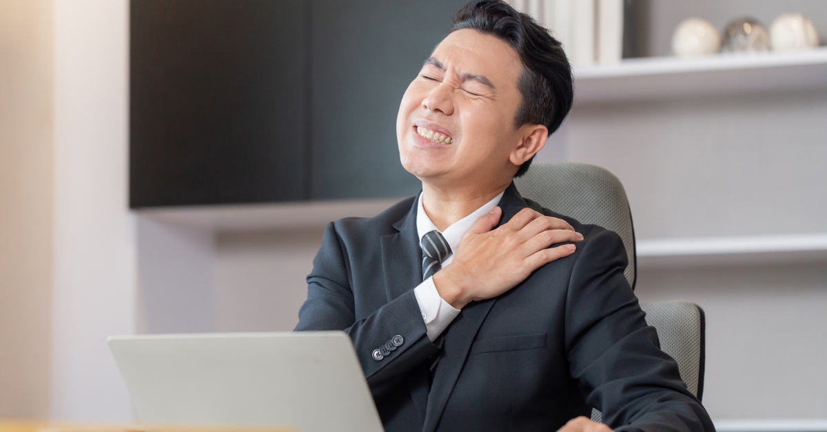 shoulder muscle spasms